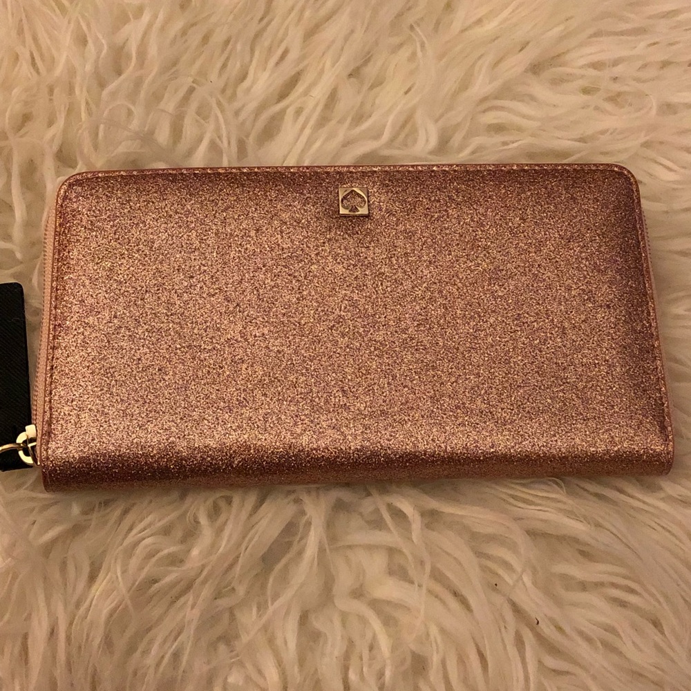 KATE SPADE ♠️ Rose Gold Glitter Wallet